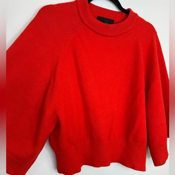 Zara Women's Red knit Crewneck wide 3/4 sleeve Sweater size medium - Picture 4 of 8